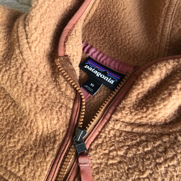 Patagonia Retro Pile Hooded Jacket, Beech Brown - Picture 5 of 6